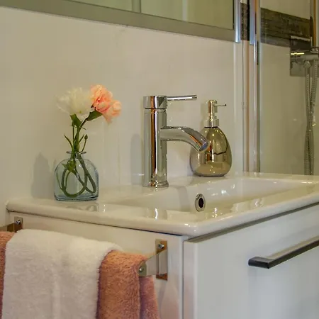 ゲストハウス Bf &