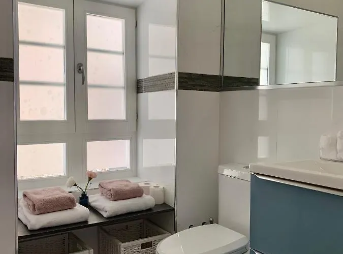 Affittacamere Bf & *